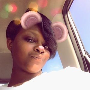 Meet your Posher, Jazmine